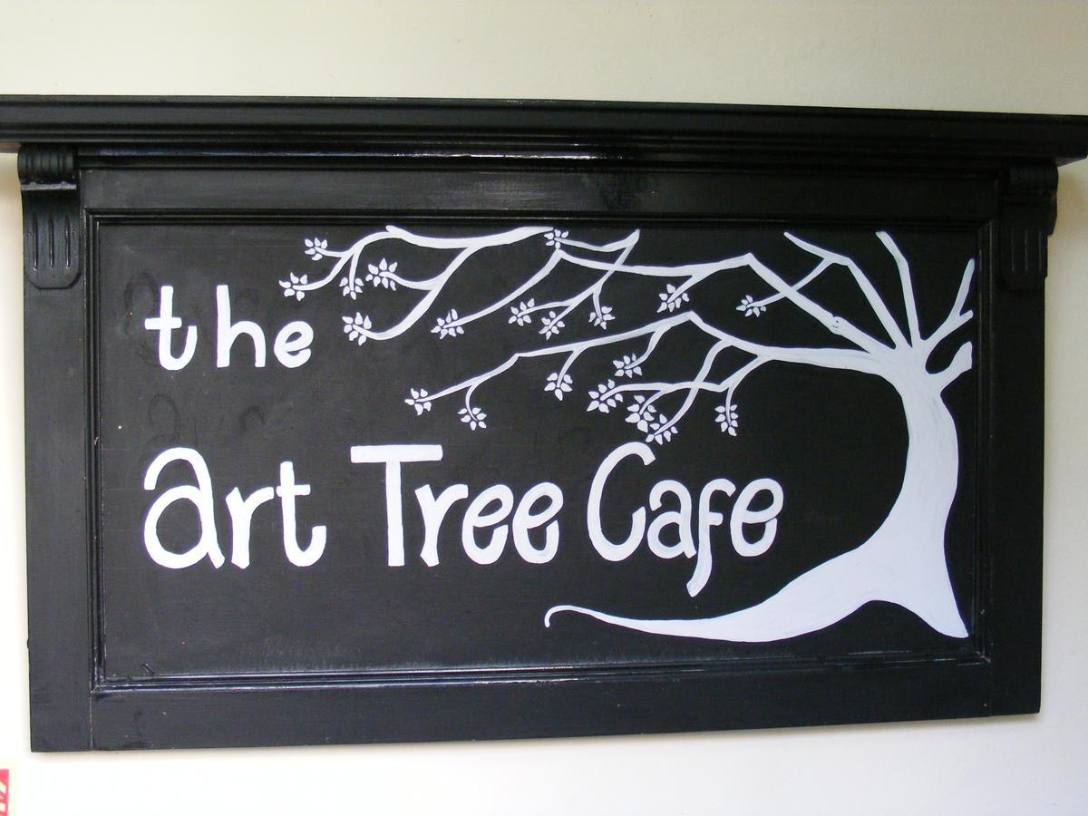 ביוד The Tree Inn מראה חיצוני תמונה